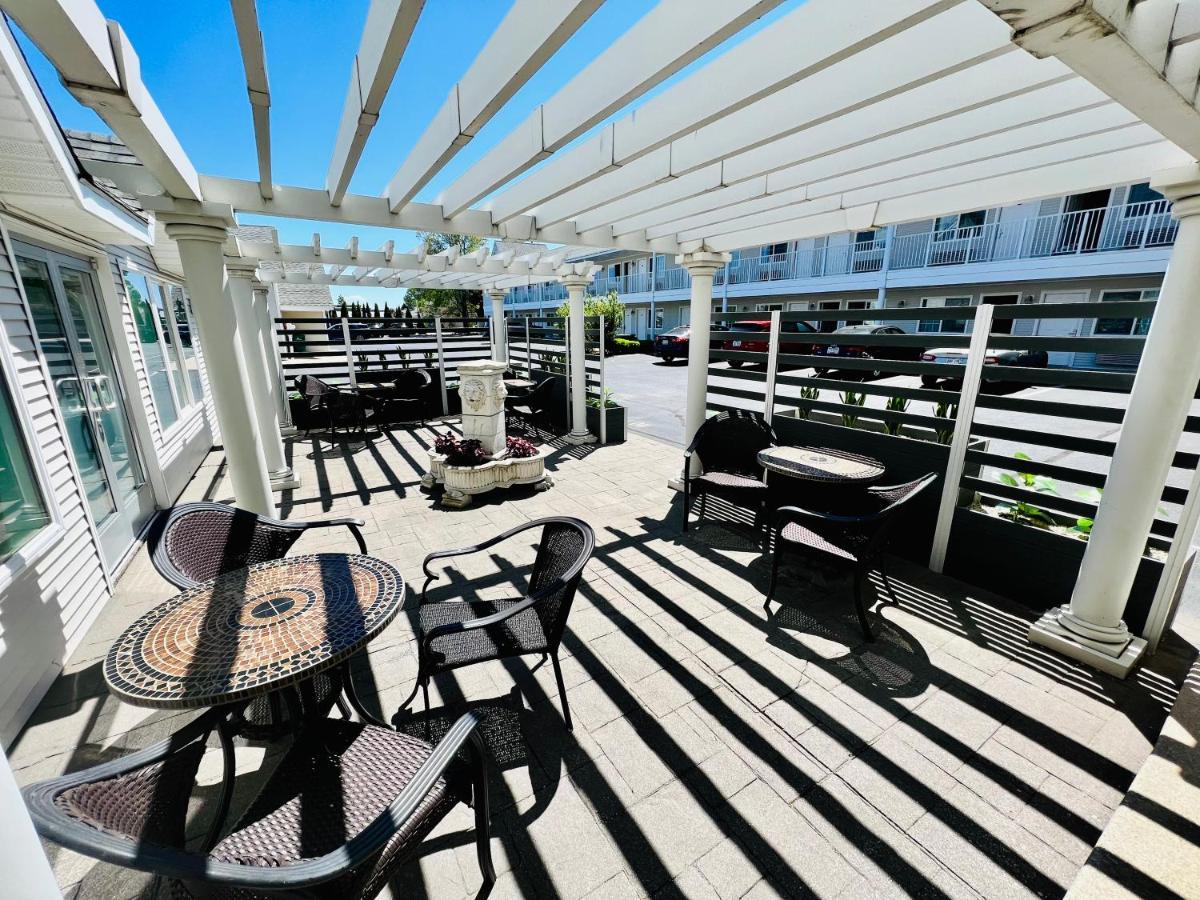 Court Plaza Inn & Suites Of Mackinaw Mackinaw City Luaran gambar