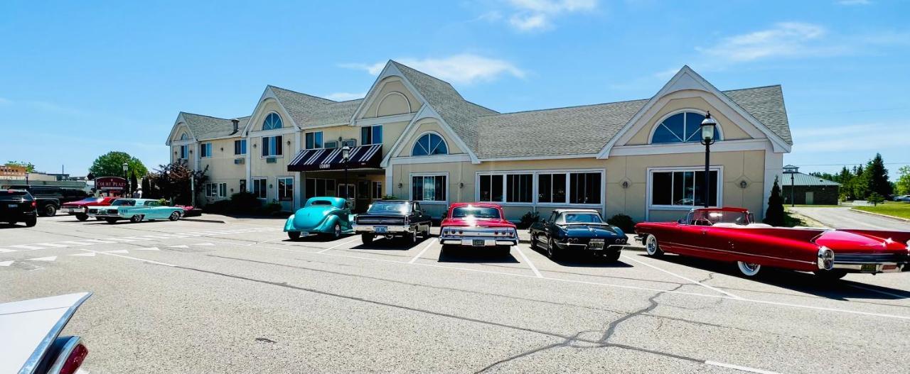 Court Plaza Inn & Suites Of Mackinaw Mackinaw City Luaran gambar