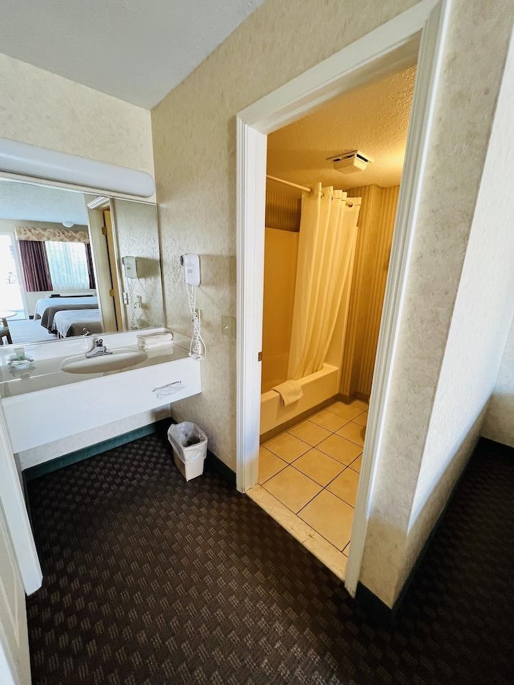 Court Plaza Inn & Suites Of Mackinaw Mackinaw City Luaran gambar