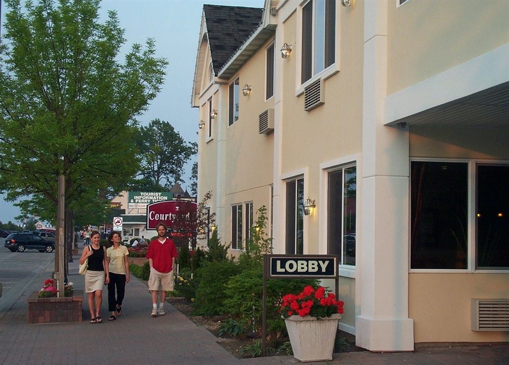 Court Plaza Inn & Suites Of Mackinaw Mackinaw City Luaran gambar