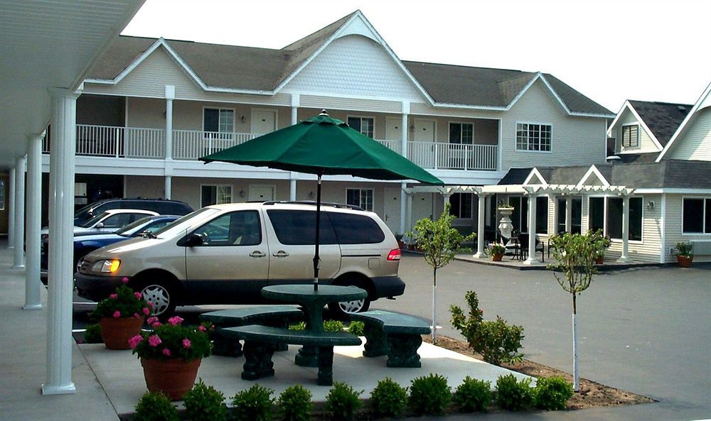 Court Plaza Inn & Suites Of Mackinaw Mackinaw City Luaran gambar